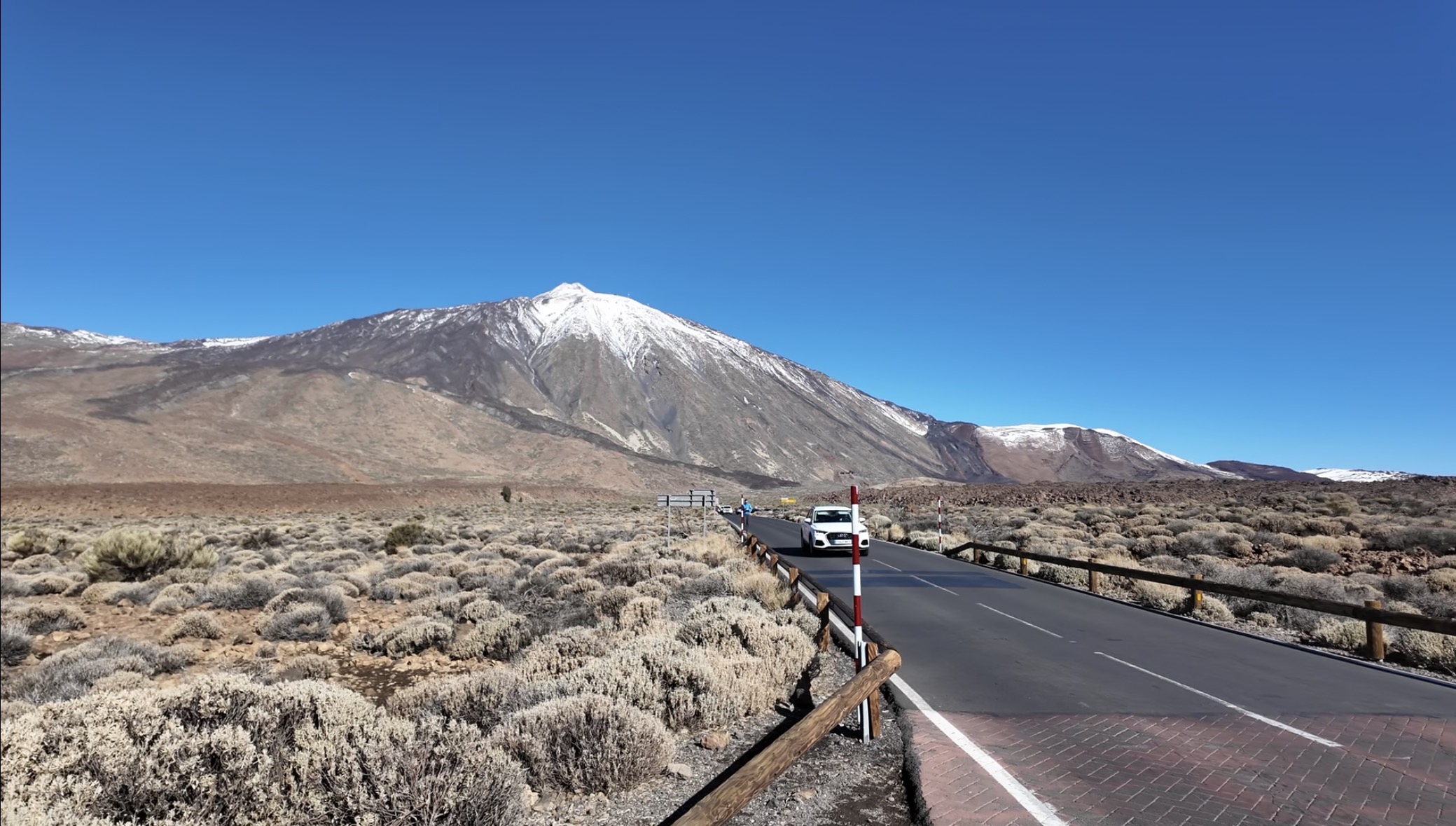 テイデ峰の道路